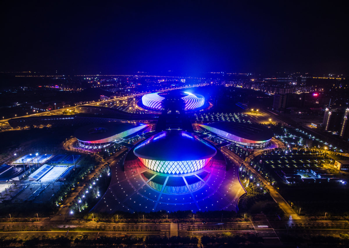 奥体,五色斑斓 2015-12-02skypixel use only 福州海峡奥体中心夜景