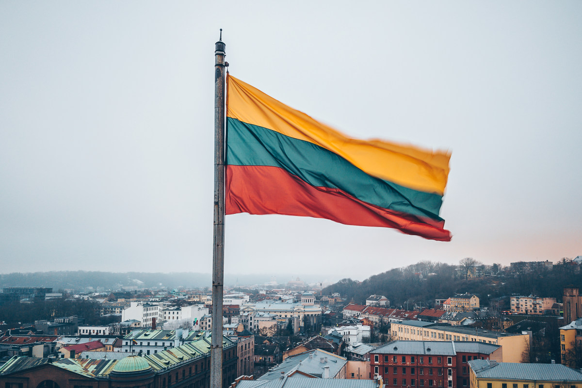 flag of lithuania