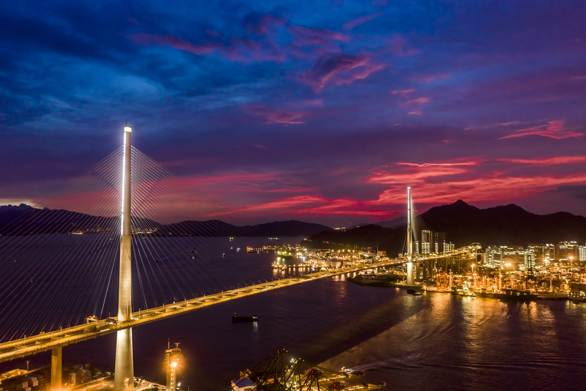 日落昂船洲大桥