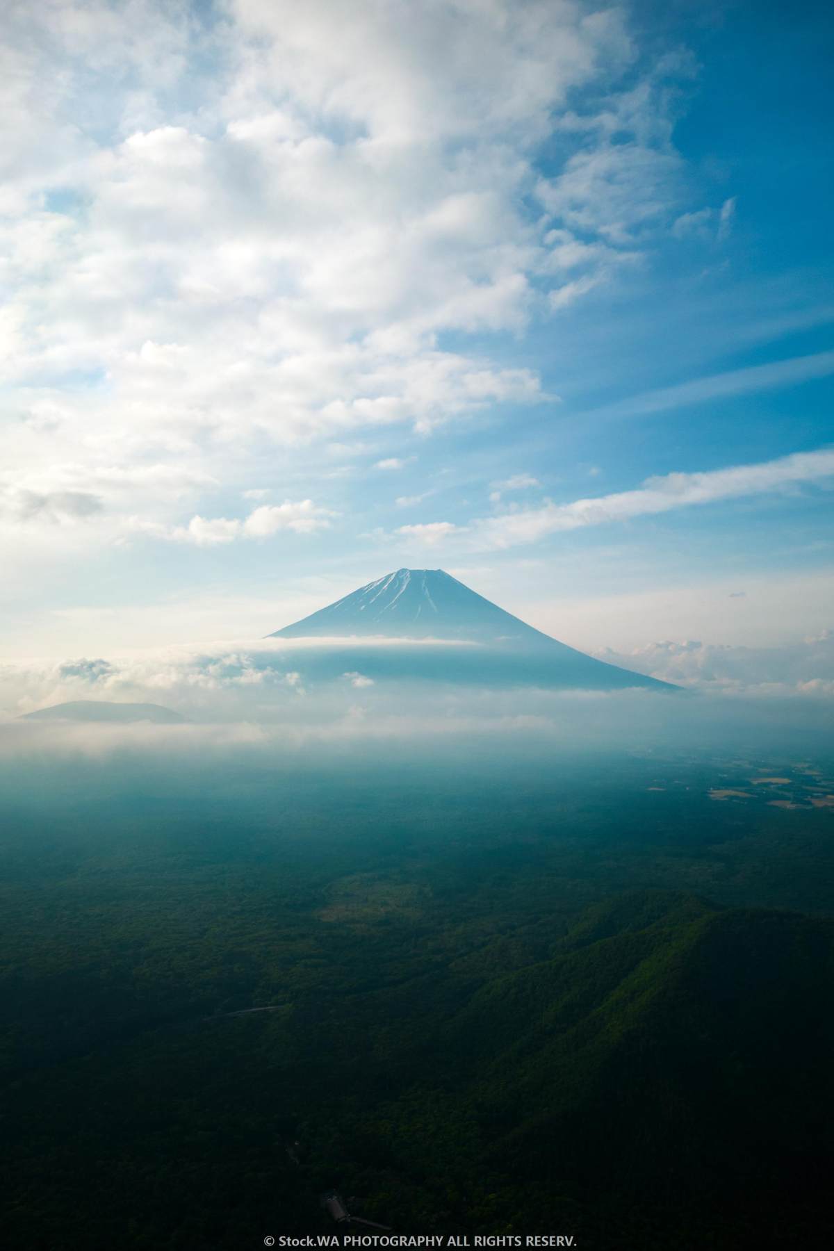 晴空下的富士山by Stock Wa Skypixel