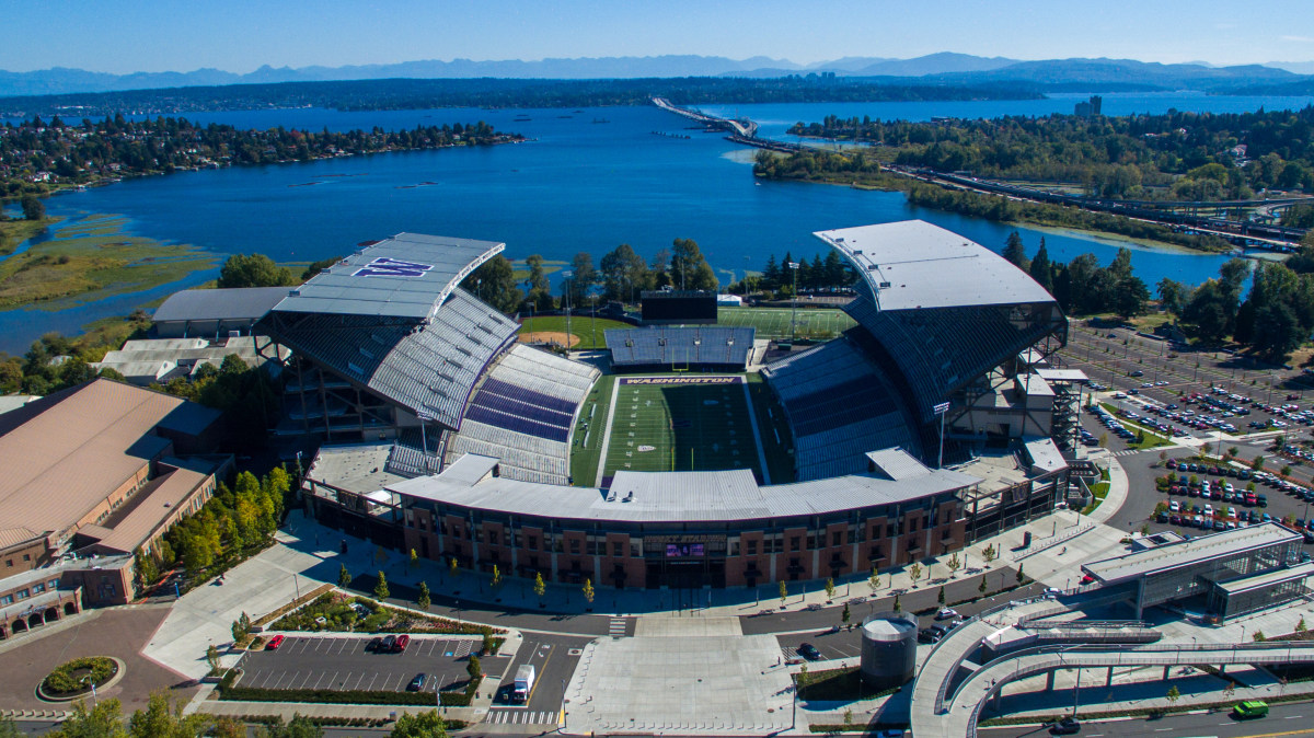 husky stadium