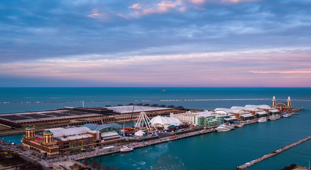 navy pier in chicago
