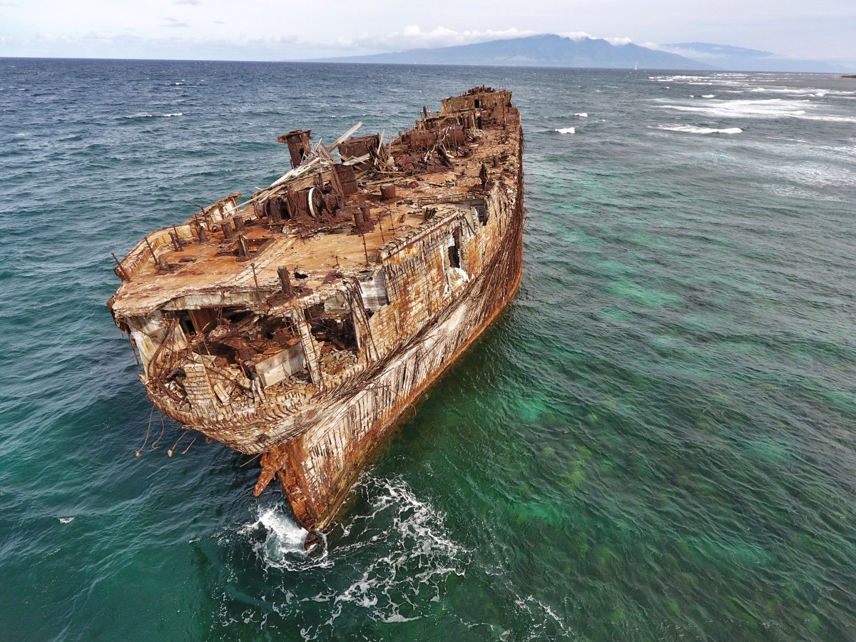 夏威夷lanai岛北部近海的二战沉船遗迹by 潇潇 Skypixel