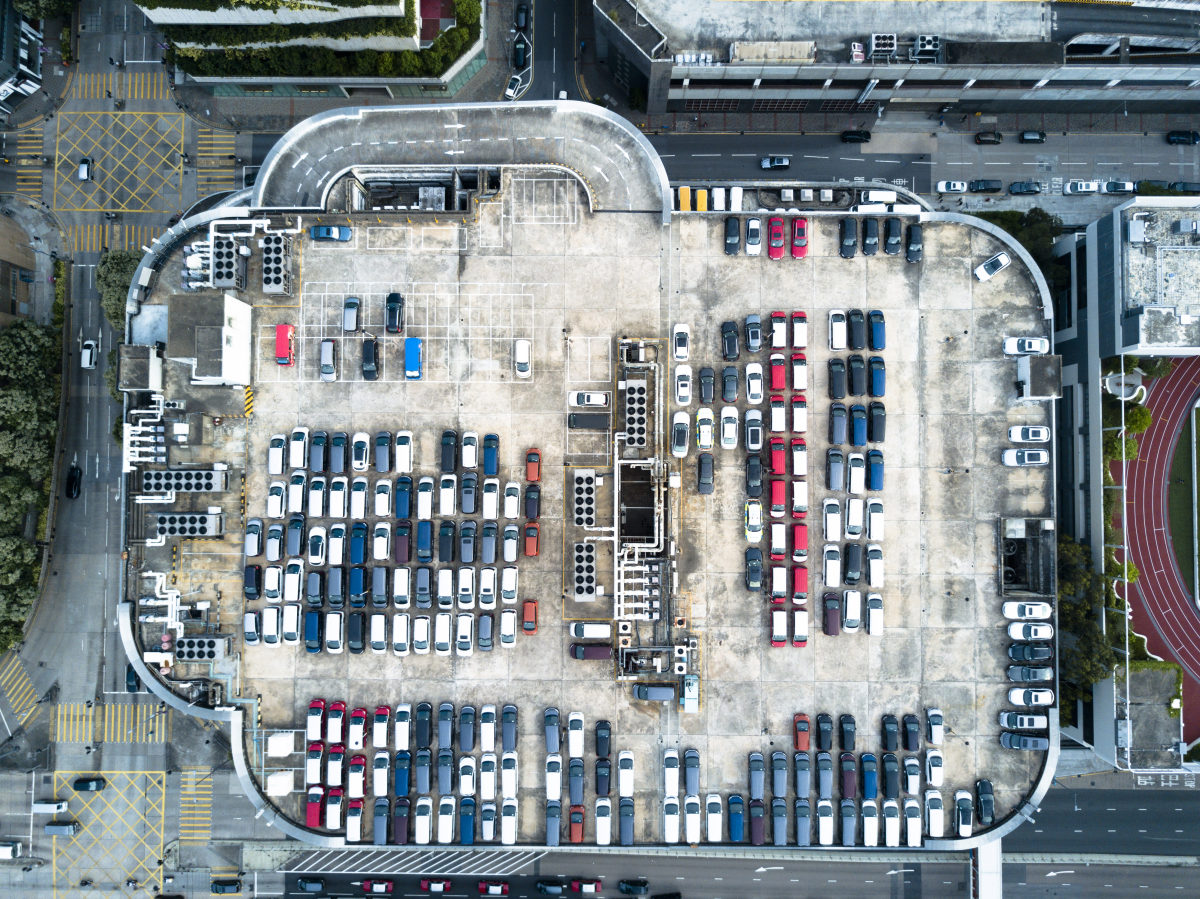 cars in the cloud/云中的停车场