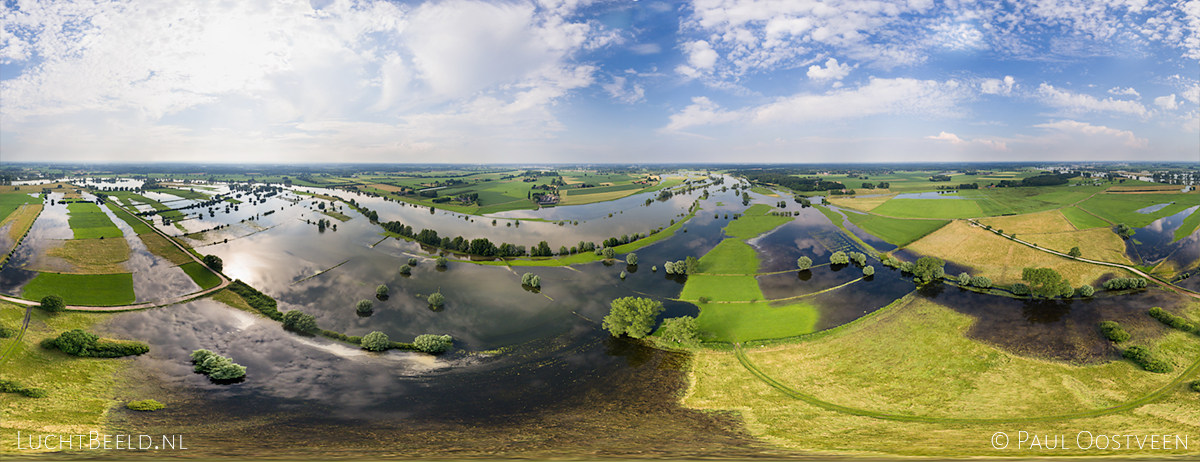 A 360 degrees panorama